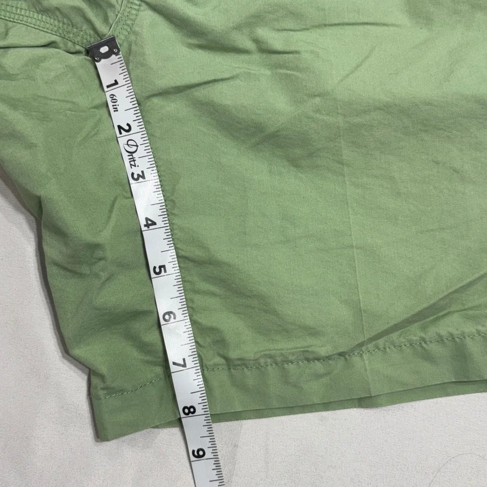 Mountain Khakis Poplin Shorts Men 31x8 Green Relaxed Fit Hiking Outdoor Gorpcore